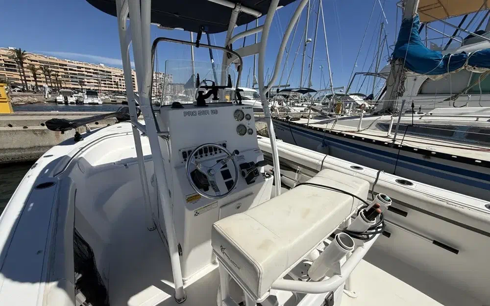 slider 6 Sea Fox 216 CC
