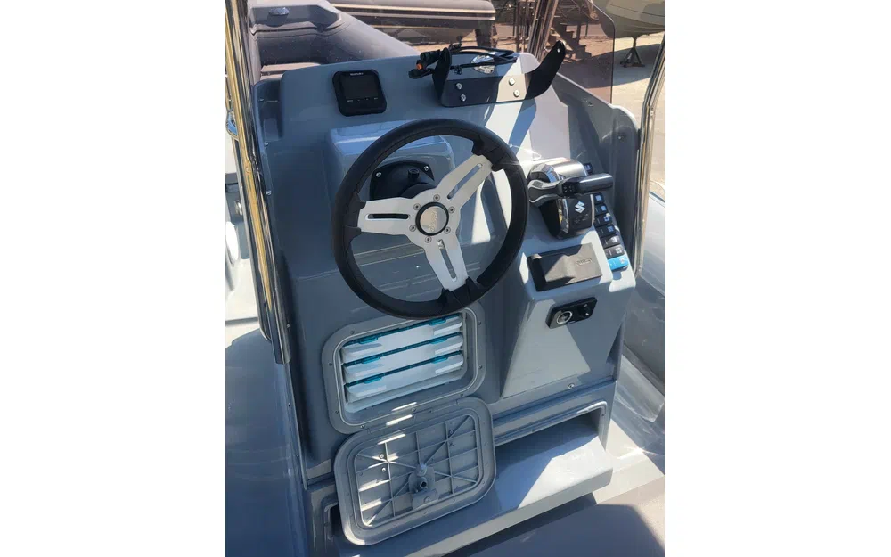 slider 6 Joker Boat Barracuda 650