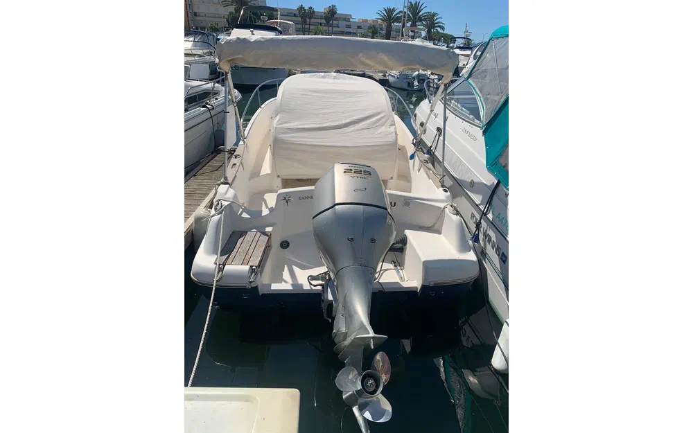 slider 5 Jeanneau Cap Camarat 755 WA