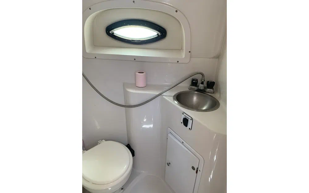 slider 16 Four Winns Vista 238 Limited
