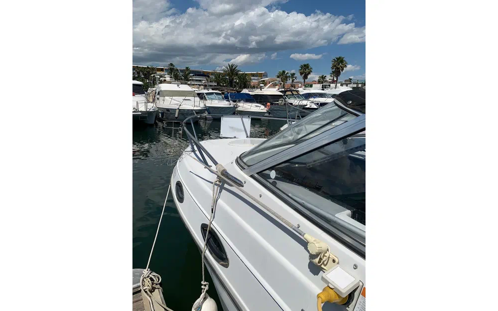 slider 1 Four Winns Vista 238 Limited
