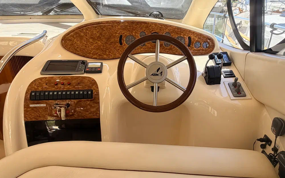 slider 19 Azimut 42 Fly
