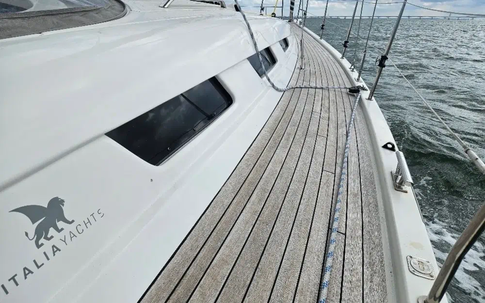 slider 10 Italia Yachts 12.98