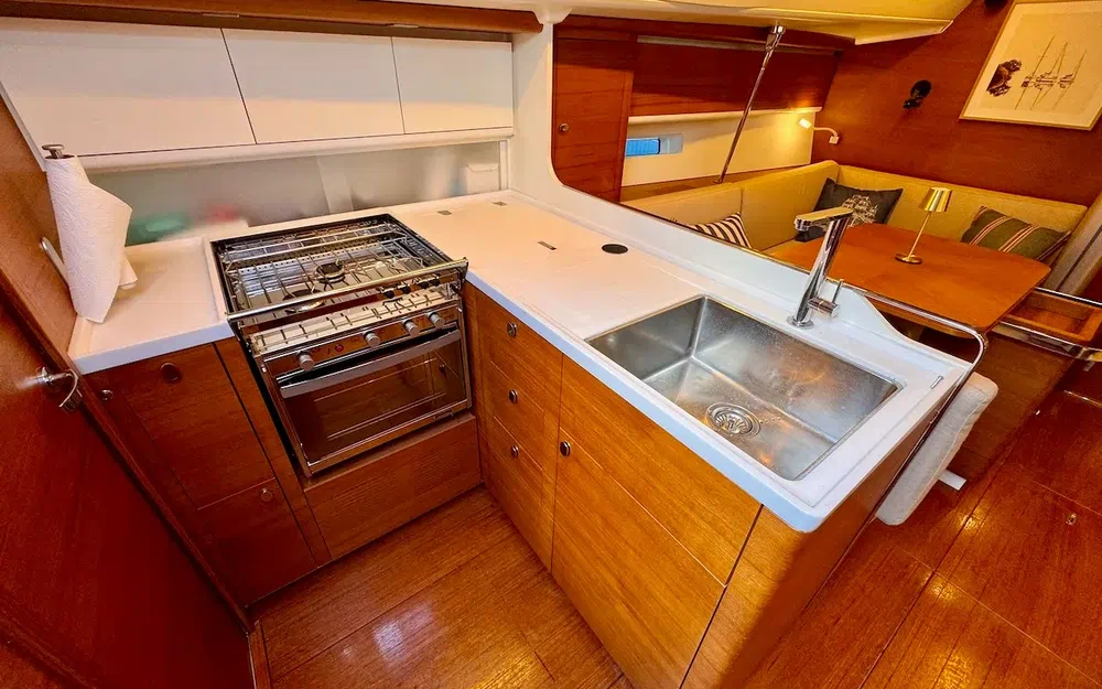 slider 19 Italia Yachts 12.98