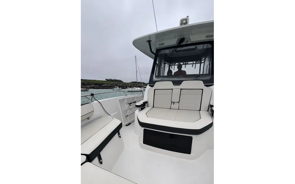 slider 9 Jeanneau Cap Camarat 10.5 CC