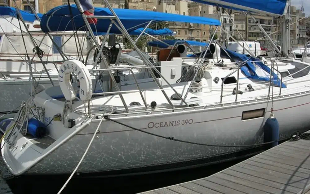 slider 0 Beneteau Oceanis 390