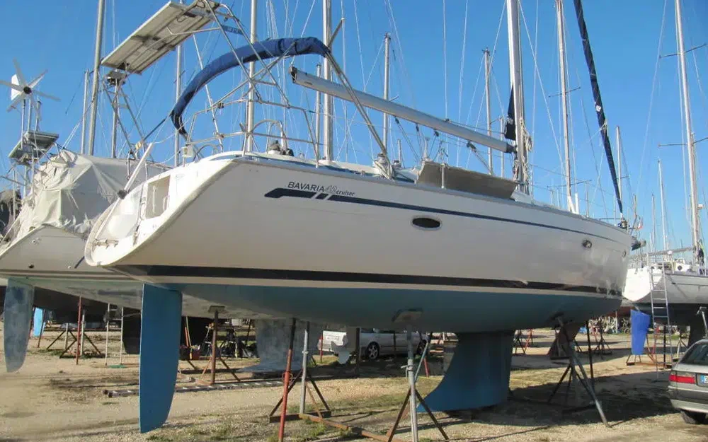 slider 0 Bavaria 42 cruiser