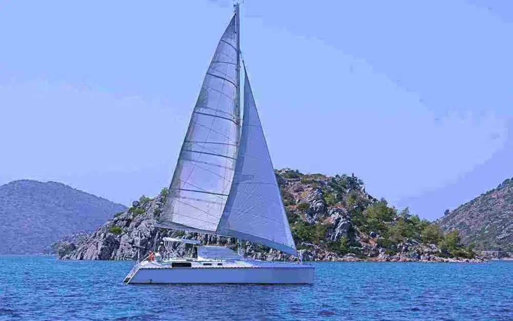 slider 0 Catana 42 S