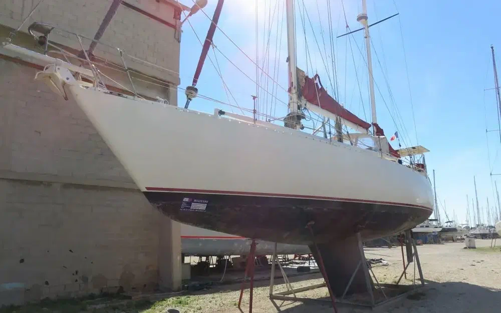 slider 0 Metalu Jade 48 Ketch
