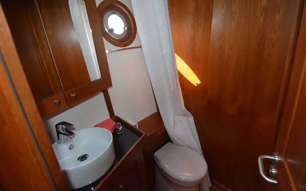 slider 10 Meta Sweet Trawler 45
