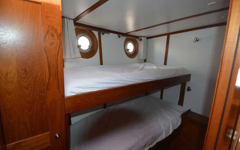 slider 39 Meta Sweet Trawler 45