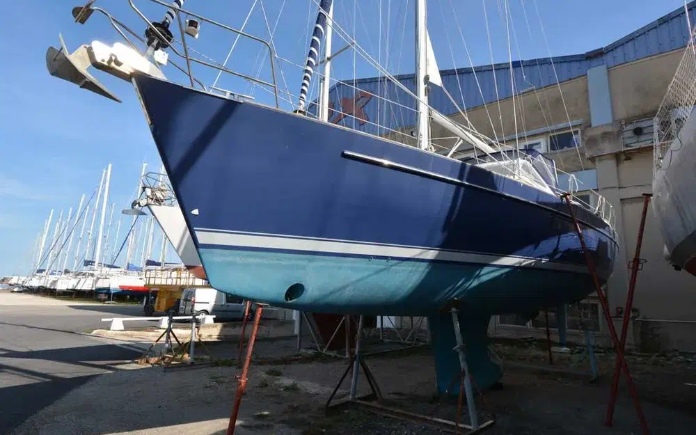 slider 0 Beneteau Oceanis 42 CC