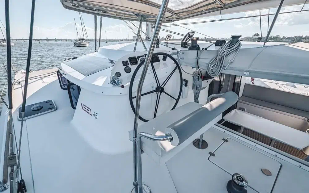 slider 14 Neel Trimarans Neel 45