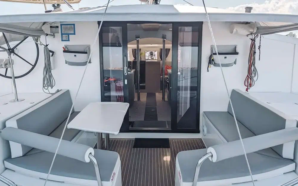 slider 5 Neel Trimarans Neel 45