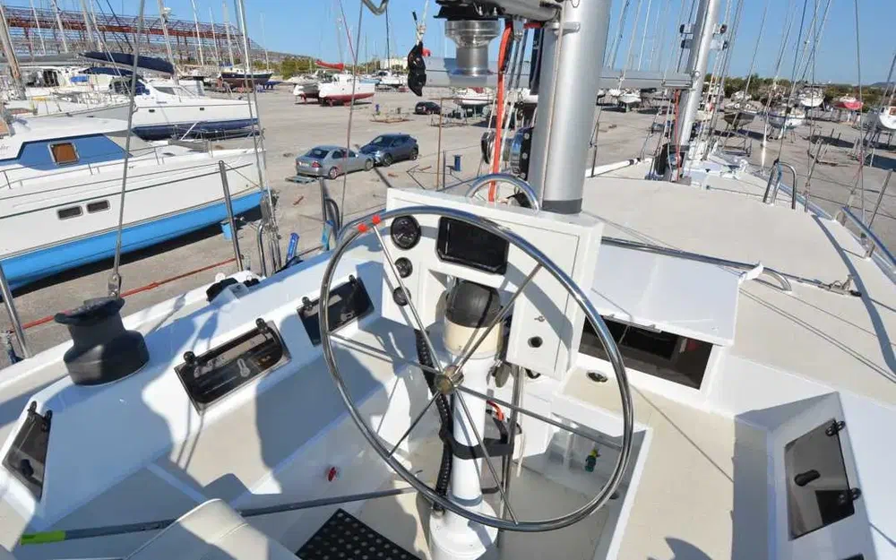 slider 10 Alesia Marine Goelette 50