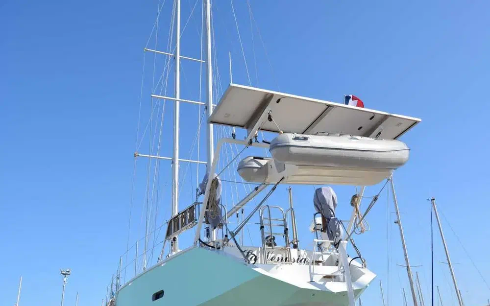 slider 8 Alesia Marine Goelette 50