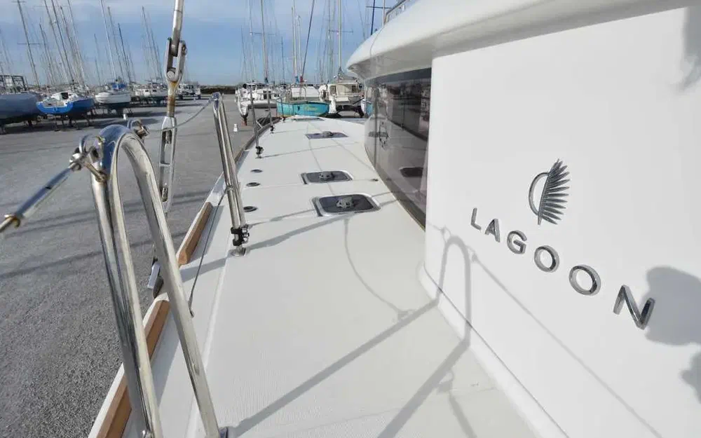 slider 2 Lagoon 450 F