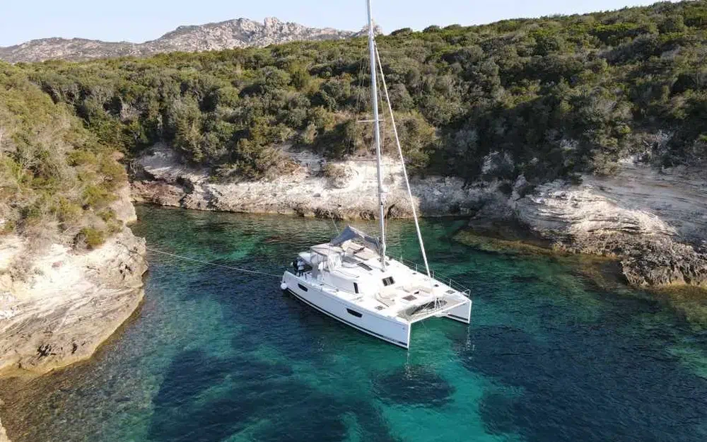 slider 0 Fountaine Pajot Saba 50