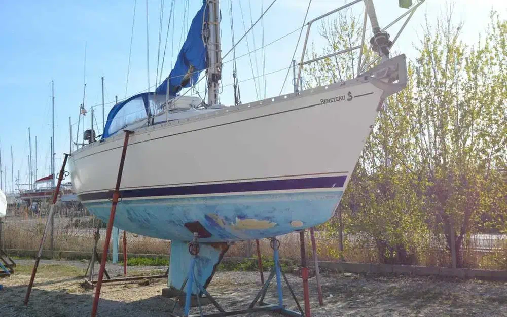 slider 0 Beneteau First 325