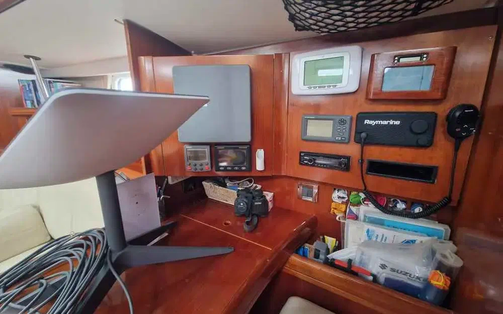 slider 10 Beneteau 57