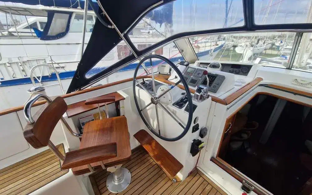 slider 1 Beneteau 57