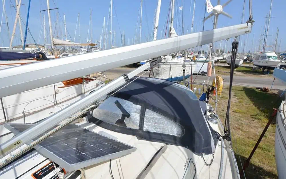 slider 10 Albin Marine Ballad