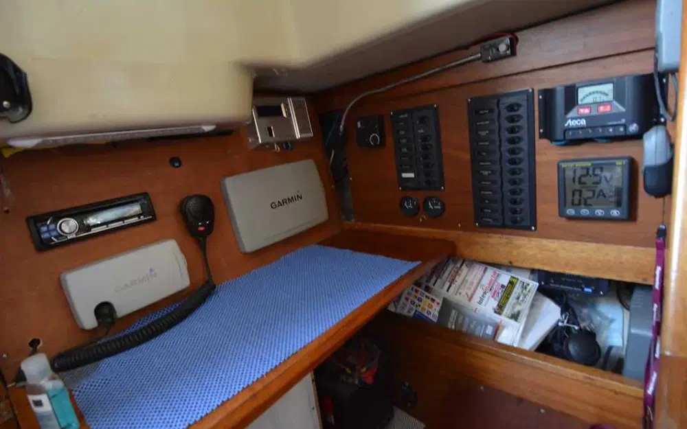 slider 27 Albin Marine Ballad