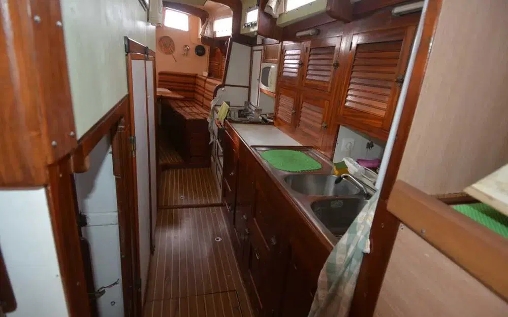 slider 8 Chantier Naval Biot Trireme 43