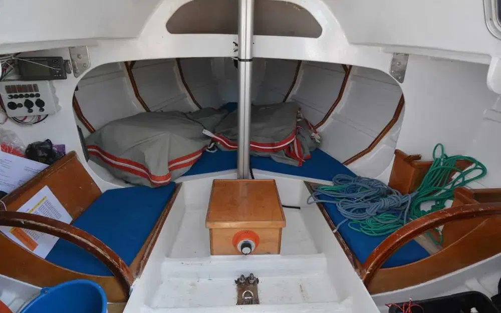 slider 9 Amc marine Mistral 650