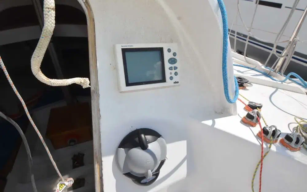 slider 11 Amc marine Mistral 650