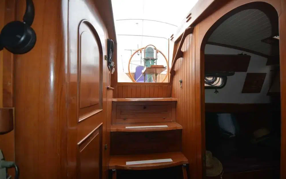 slider 13 Tashing Yachts Builders 43 T