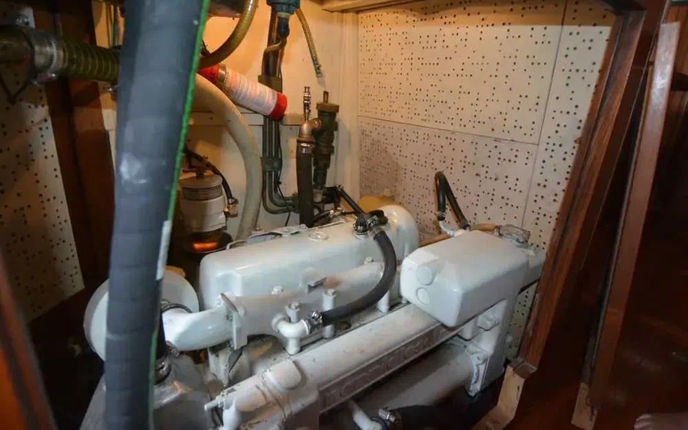 slider 14 Tashing Yachts Builders 43 T