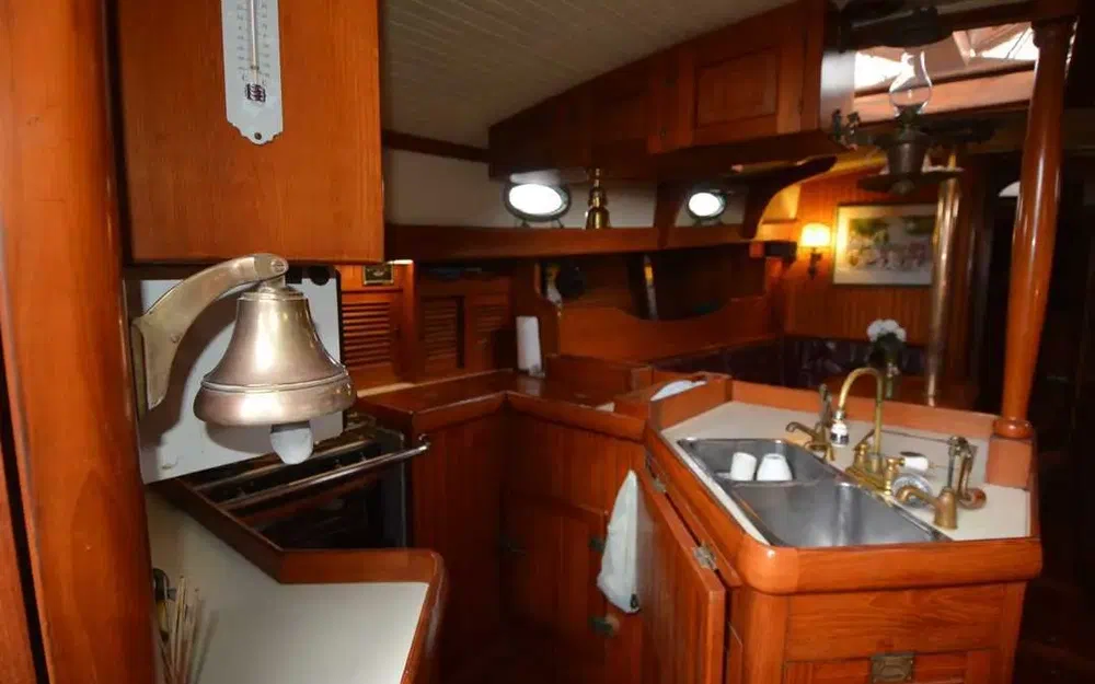 slider 18 Tashing Yachts Builders 43 T