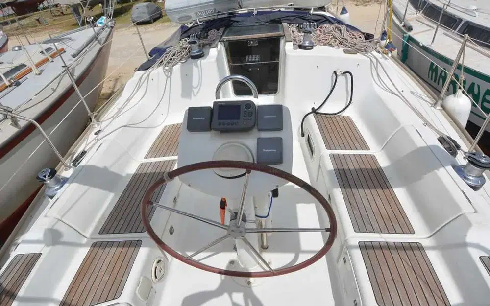 slider 0 Jeanneau Sun Odyssey 37