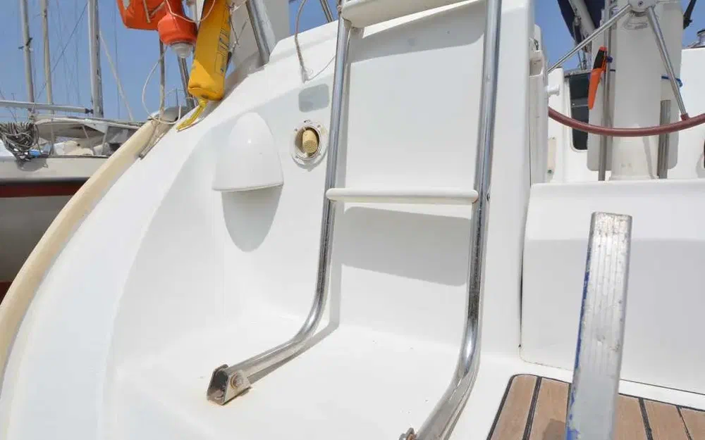 slider 16 Jeanneau Sun Odyssey 37