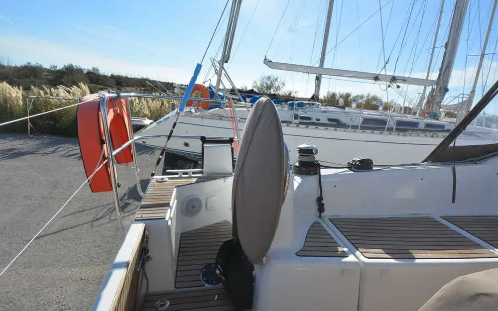 slider 5 Jeanneau Sun Odyssey 410