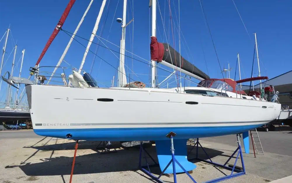 slider 0 Beneteau Oceanis 43