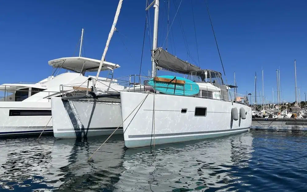 slider 0 Lagoon 400