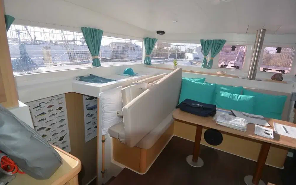 slider 22 Lagoon 400