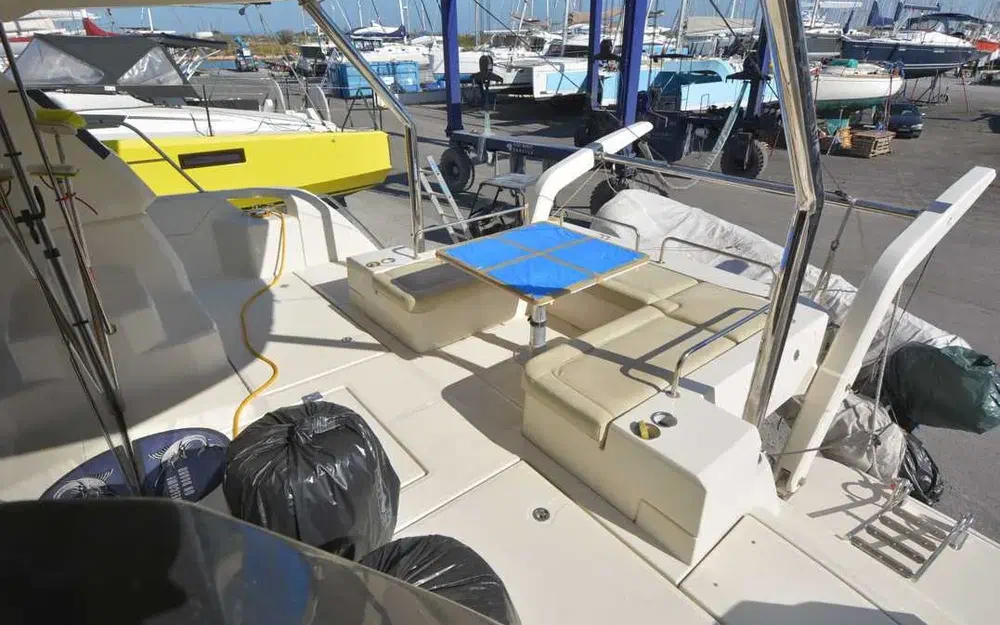 slider 12 Aquila 44