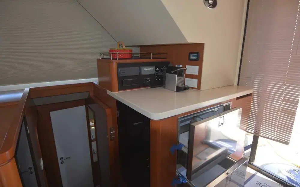 slider 13 Aquila 44