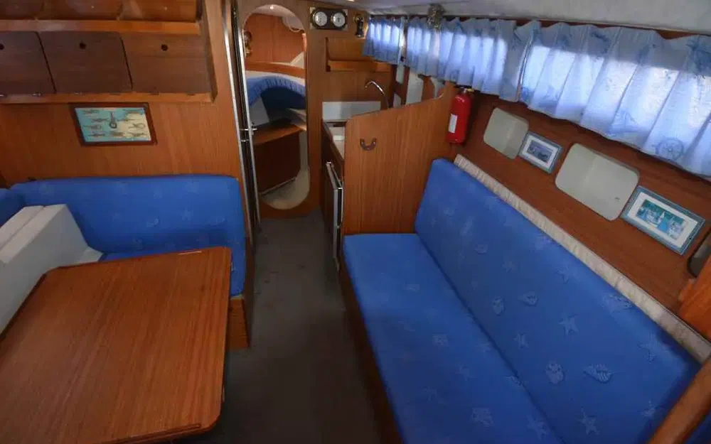 slider 9 Yachting France Arcoa 970