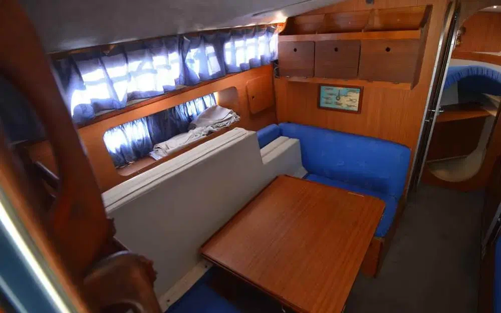 slider 10 Yachting France Arcoa 970
