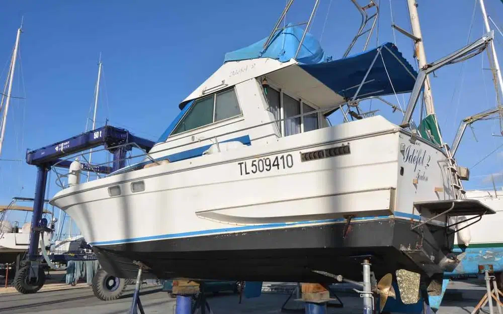 slider 1 Yachting France Arcoa 970