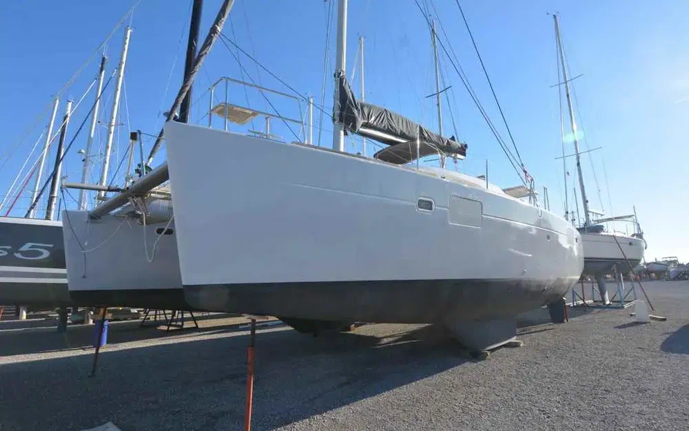 slider 0 Lagoon 440
