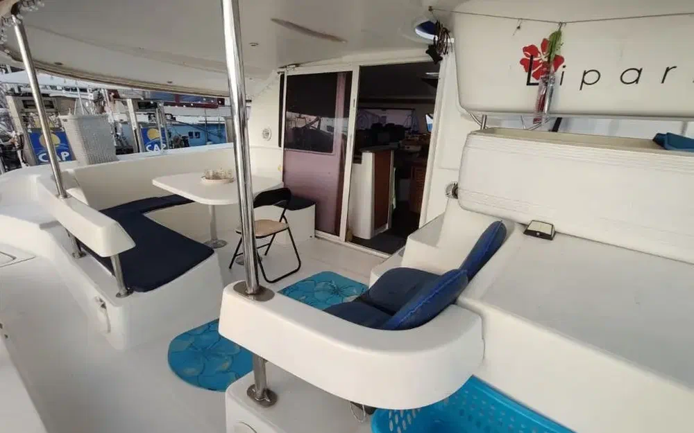 slider 11 Fountaine Pajot Lipari 41