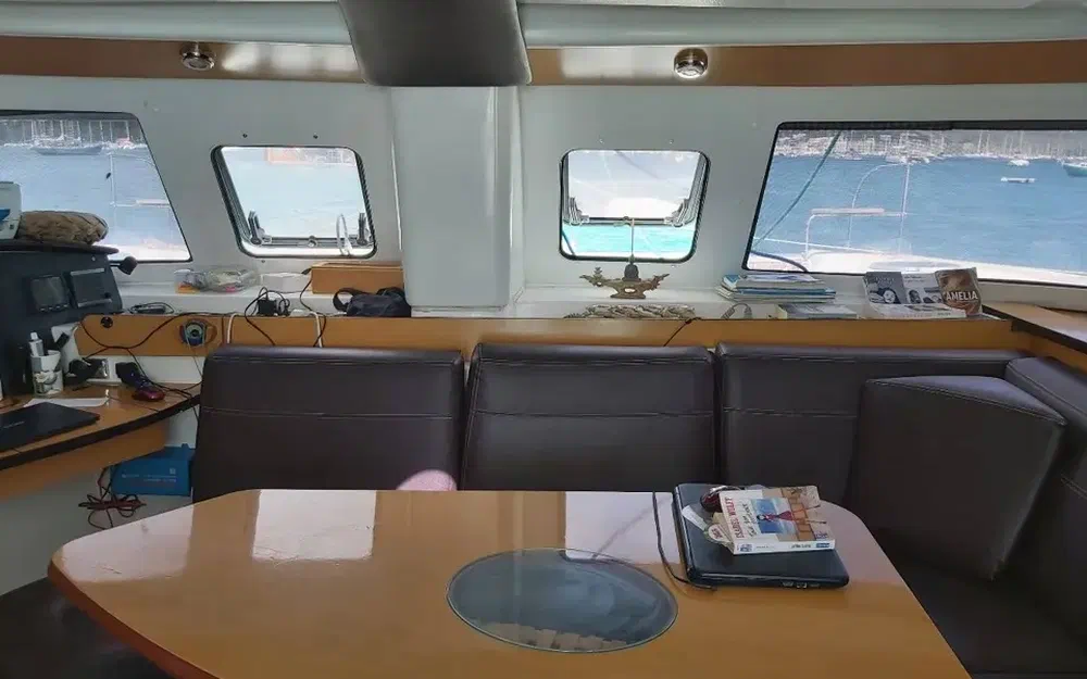 slider 5 Fountaine Pajot Lipari 41