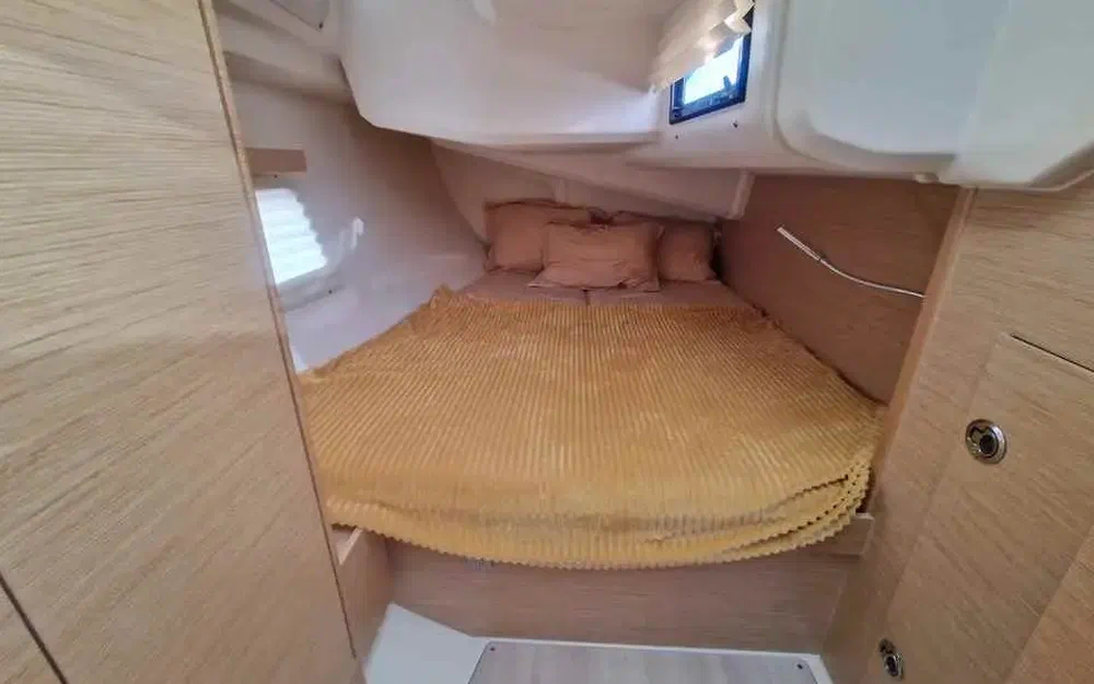 slider 26 Hanse 418