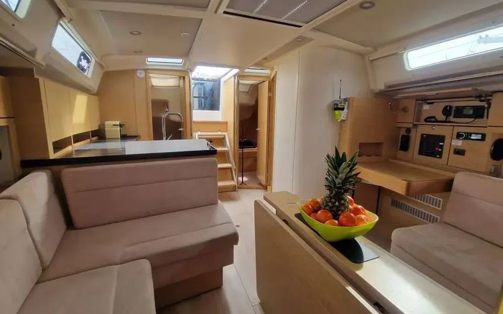 slider 31 Hanse 418