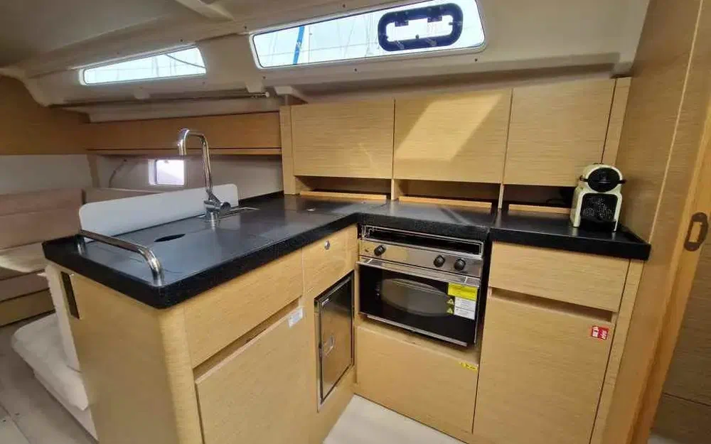 slider 33 Hanse 418